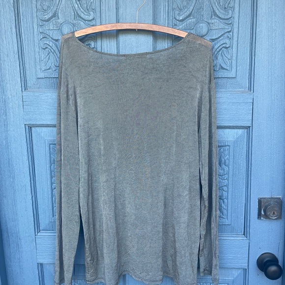 Gap Black and White ribbed lightweight flowy Long Sleeve Women's Top - Picture 2 of 5